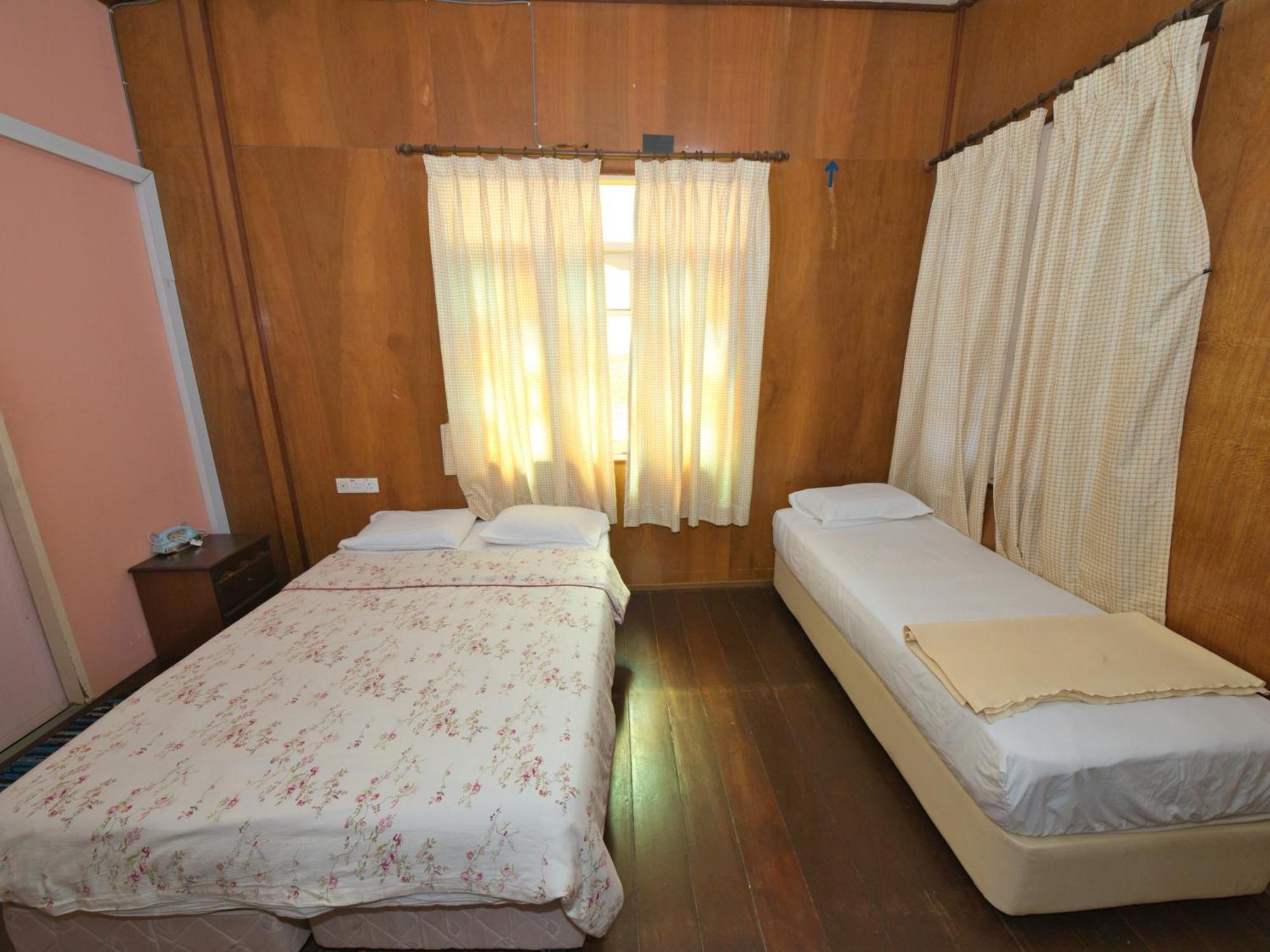 Oyo 90968 Teratak Samuderakita, Chalet & Guesthouse 캄퐁 공 바닥 외부 사진